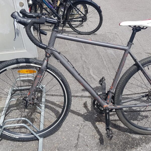 Gravel Genesis 28"
