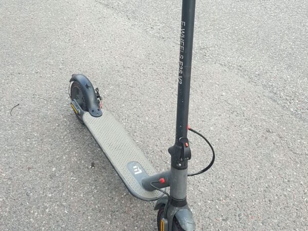 Elsparkcykel E-wheels E2S V2